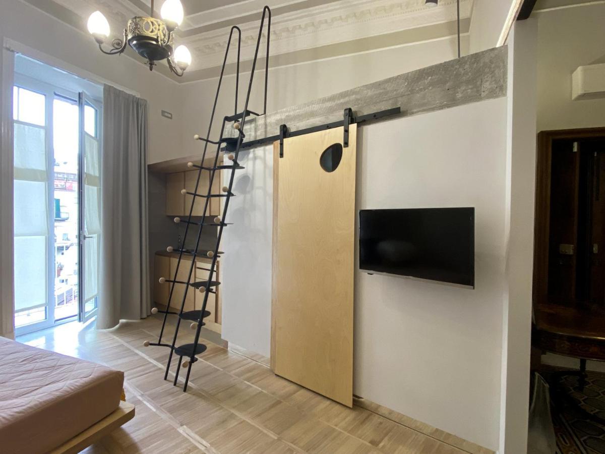 Mea Domus Mergellina Bed & Breakfast Naples