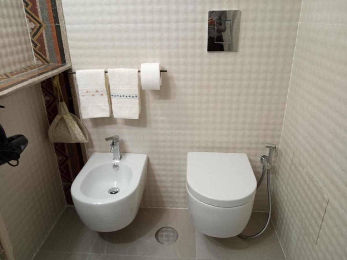 Bed & Breakfast Mea Domus Mergellina Napoli